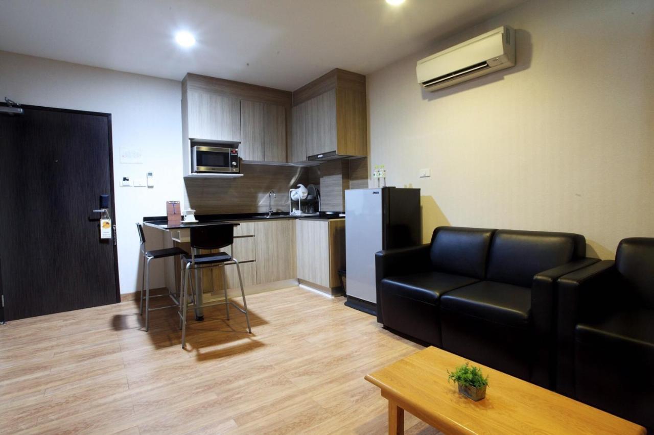 Narita Amata Hotel Chonburi Buitenkant foto