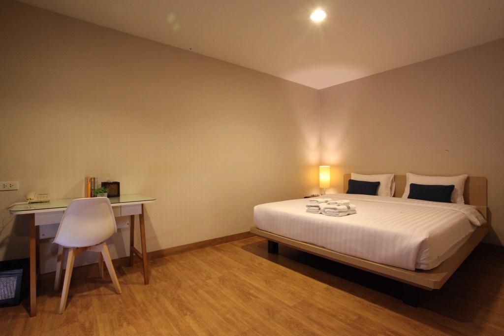 Narita Amata Hotel Chonburi Buitenkant foto