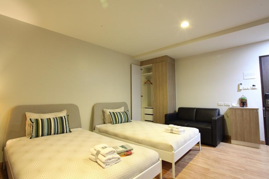 Narita Amata Hotel Chonburi Buitenkant foto