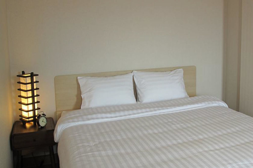 Narita Amata Hotel Chonburi Buitenkant foto