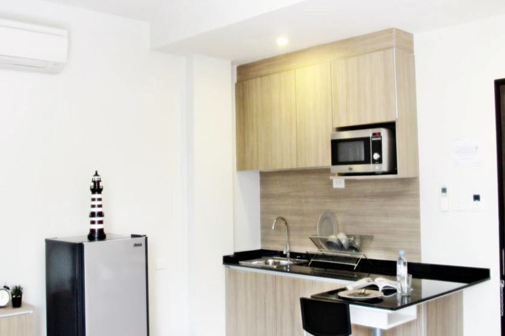Narita Amata Hotel Chonburi Buitenkant foto