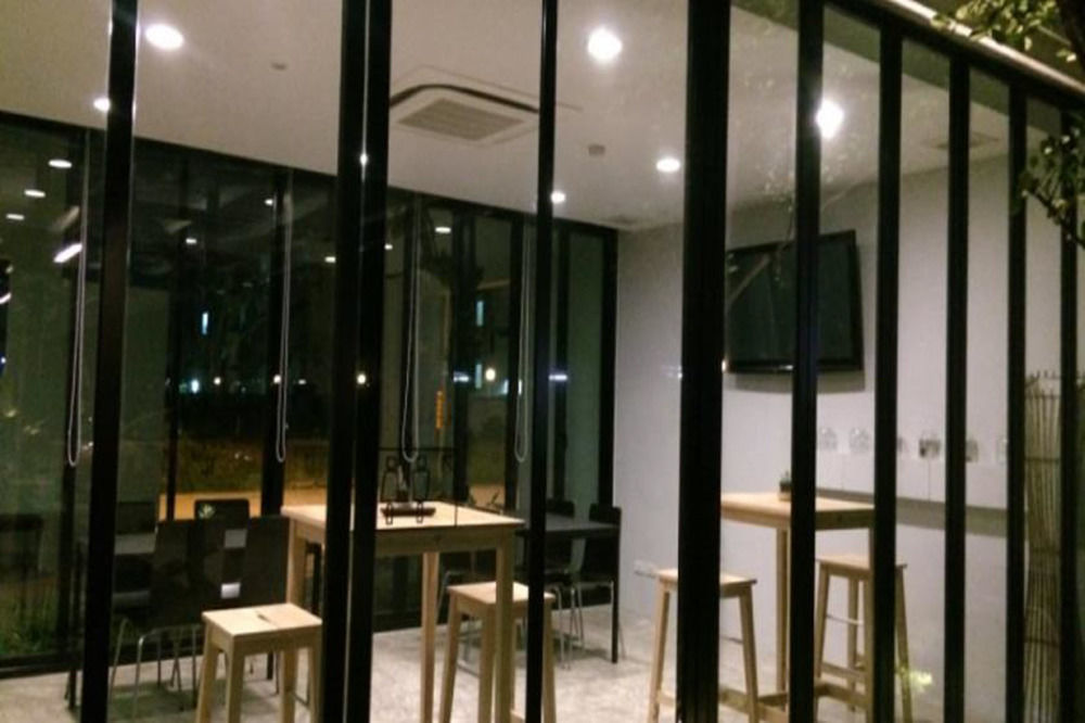 Narita Amata Hotel Chonburi Buitenkant foto