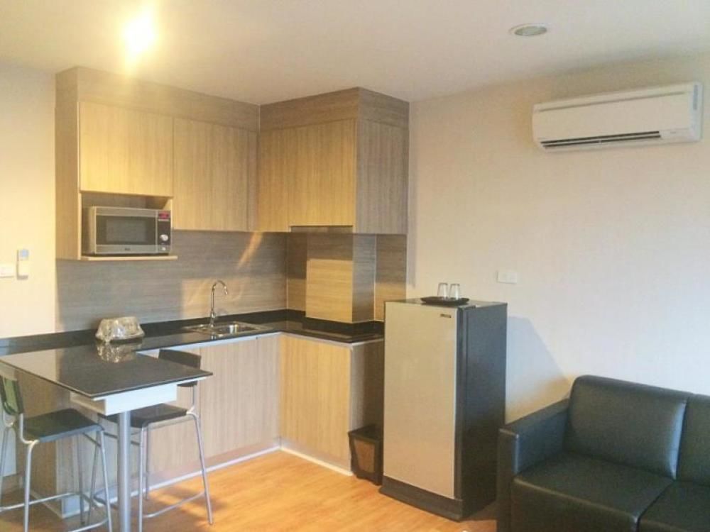 Narita Amata Hotel Chonburi Buitenkant foto