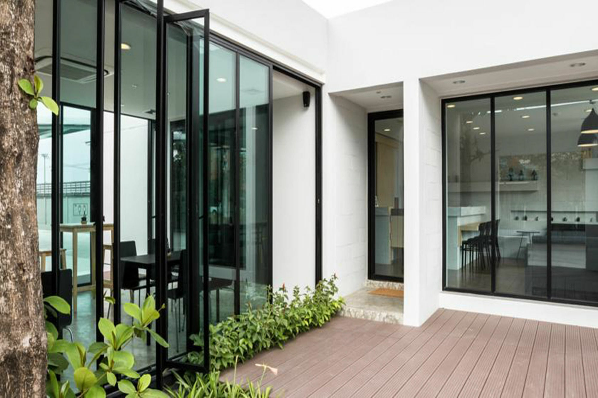 Narita Amata Hotel Chonburi Buitenkant foto