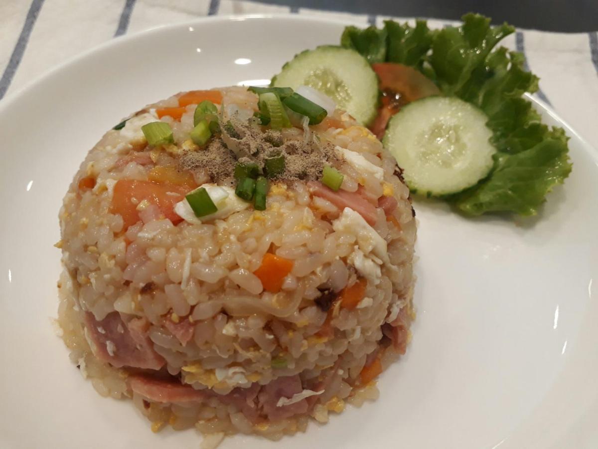 Narita Amata Hotel Chonburi Buitenkant foto
