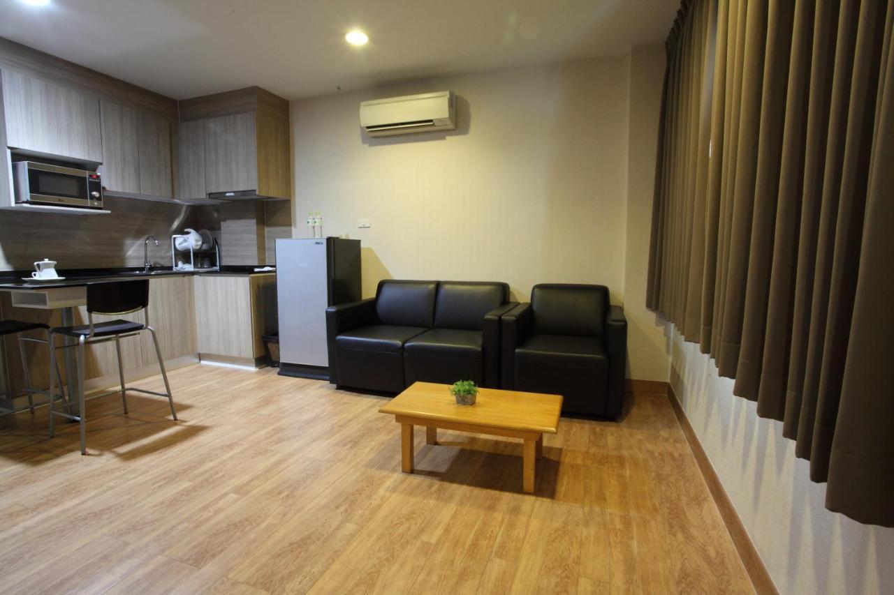Narita Amata Hotel Chonburi Buitenkant foto