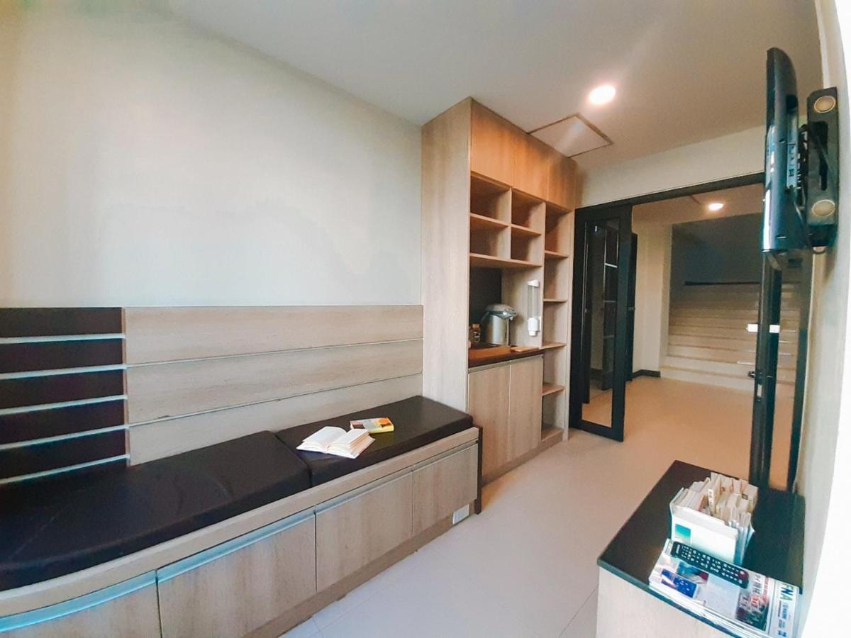 Narita Amata Hotel Chonburi Buitenkant foto